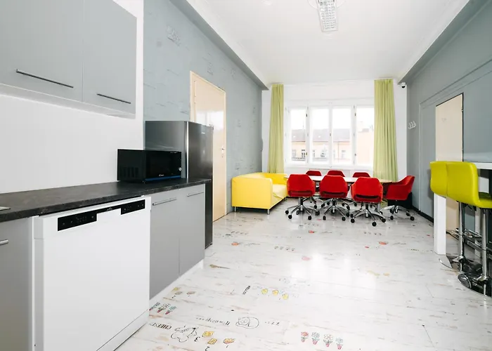 אכסניה Benedikt Center
