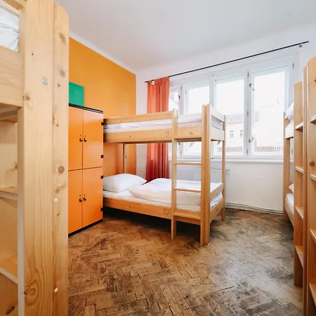 Хостел Benedikt Center *