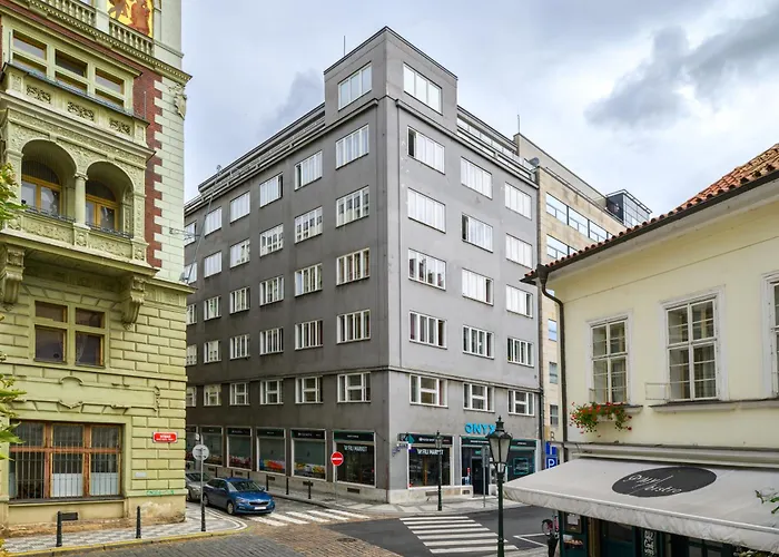 Benedikt Center * Praag